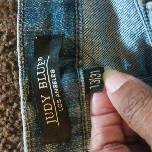 Judy Blue Demi Cropped Bootcut Denim Jeans Mid-Rise Blue  Size 13/31 - Picture 4 of 8